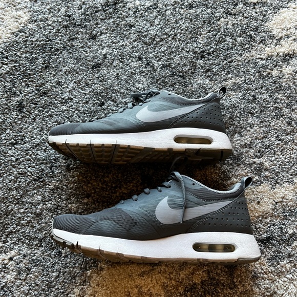 Nike Air Max Tavas - Picture 3 of 8